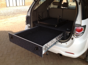 Bakkie storage system